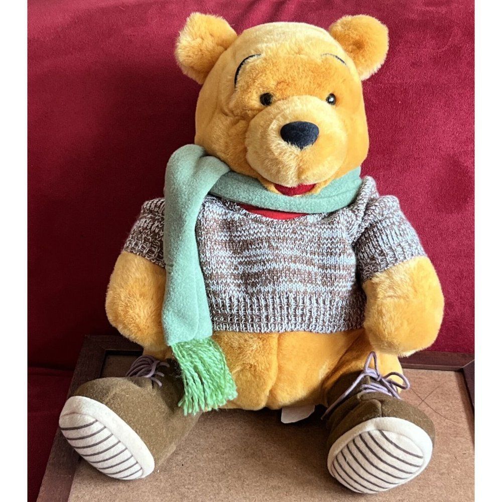 Disney Store Evergreen Winnie the Pooh Green Scarf Plush Stuffed Animal 13”